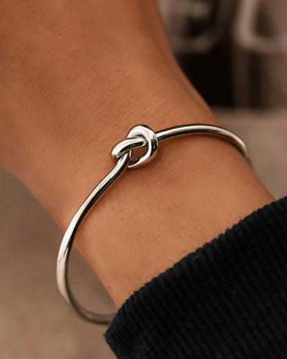 Eternity Knot Bracelet - Belfaire & Co.